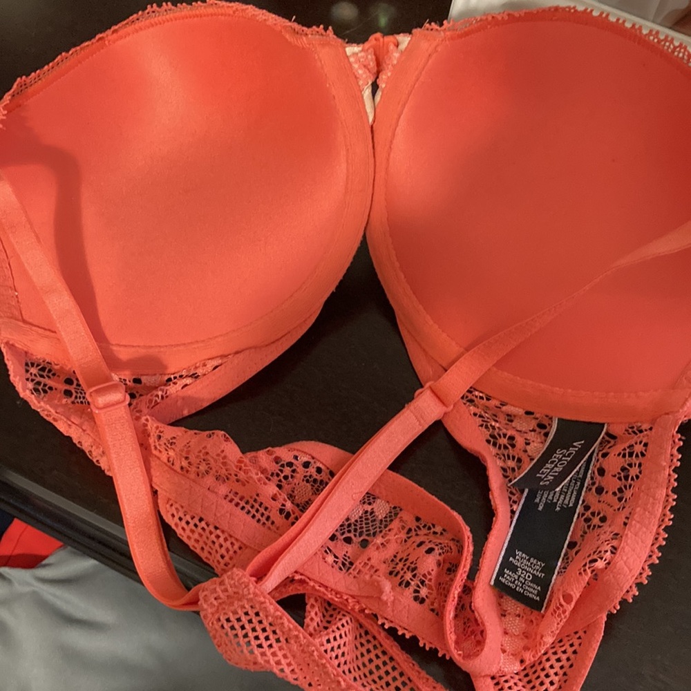 Orange bra - Picture 4 of 4